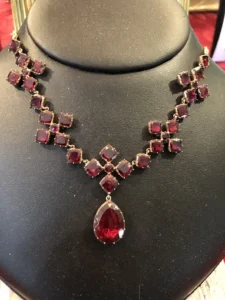 Beverley R - Chicago - Review of the jewelry store