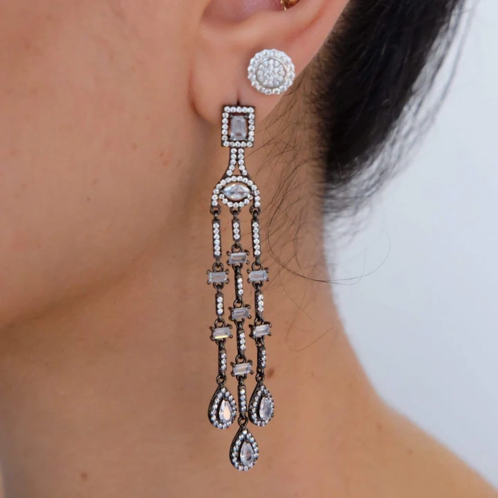 slim-chandelier-earring