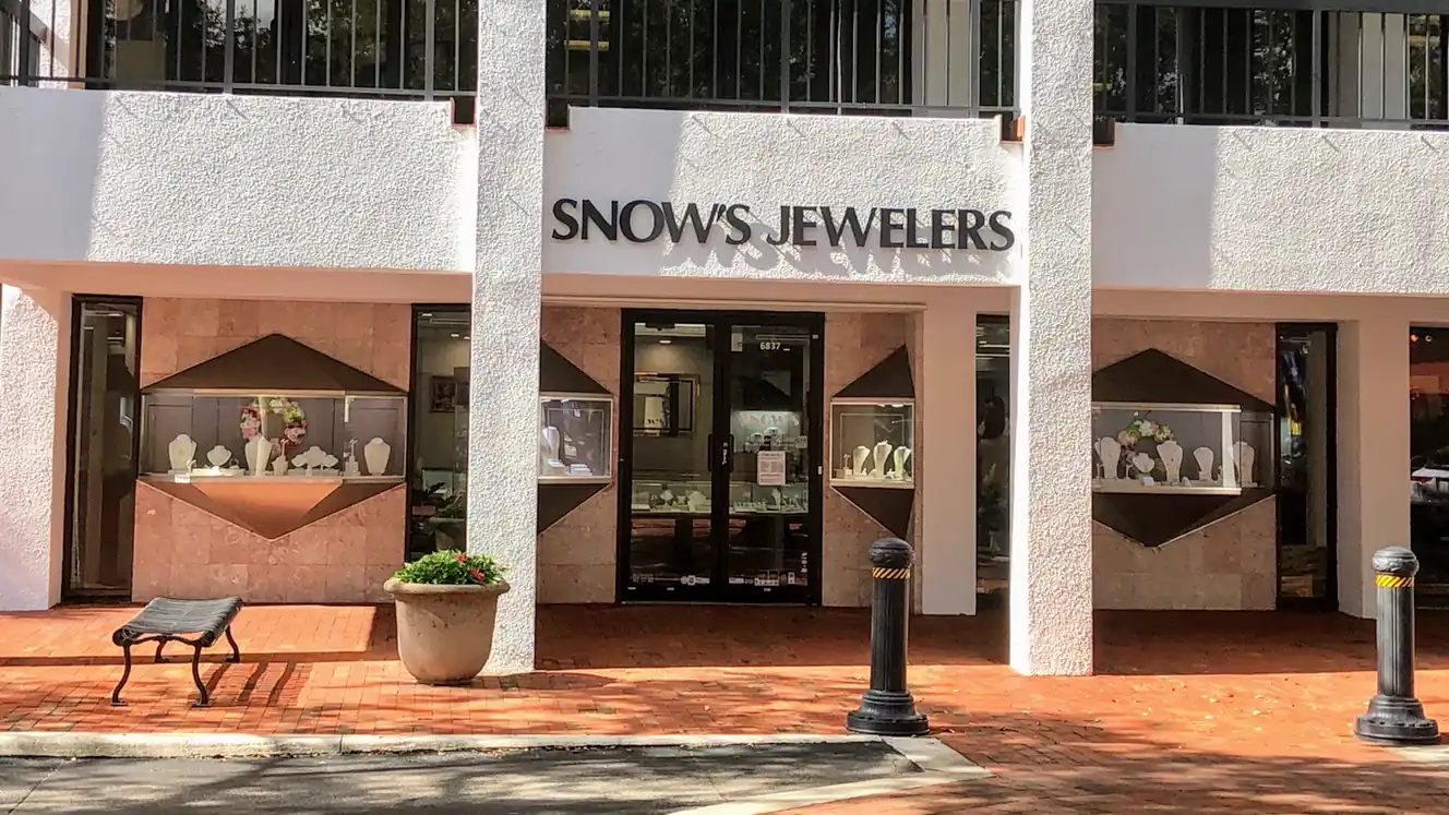 Snow’s Jewelers